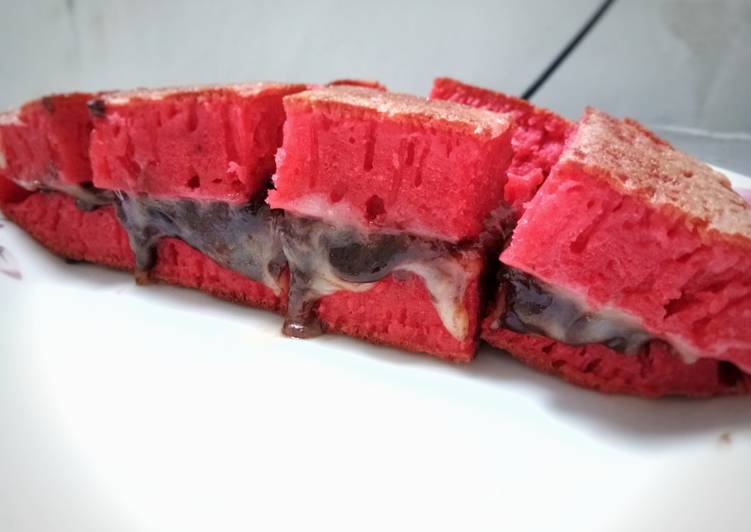 Martabak Manis Red Velvet