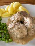 Solomillo de cerdo en salsa de paté a la pimienta