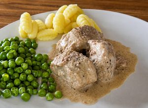 Foto principal de Solomillo de cerdo en salsa de paté a la pimienta