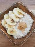 Porridge de plátano y mantequilla de maní