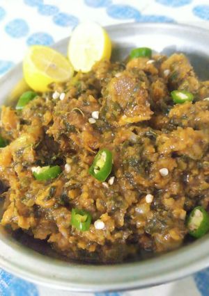 A picture of Shaljam Palak Gosht.