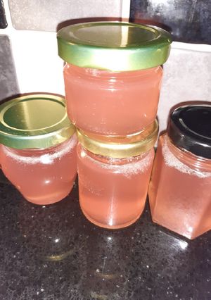 A picture of Pink apple jelly with Christmas flavour.