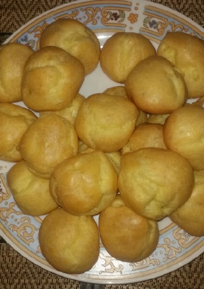 Una foto de Pasta Choux (masa bomba)