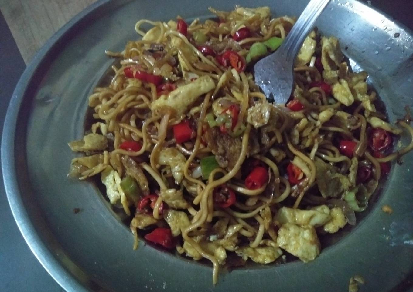 Mie goreng sederhana
