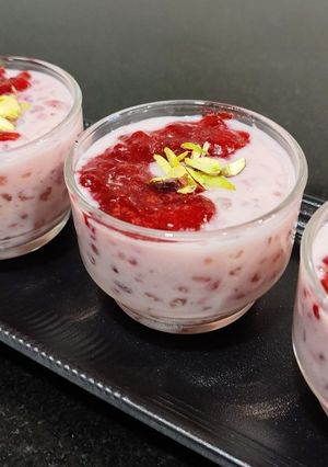 A picture of STRAWBERRY SABUDANA KHEER /STRAWBERRY SAGO PEARLS PUDDING.