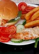 My Roast Chicken Burger with Homemade Chips and Salad 😍