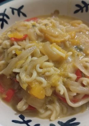 Una foto de Ramen vegano de calabaza