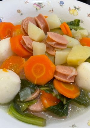 Foto resep Sup Wortel Kentang with sausage and fishball