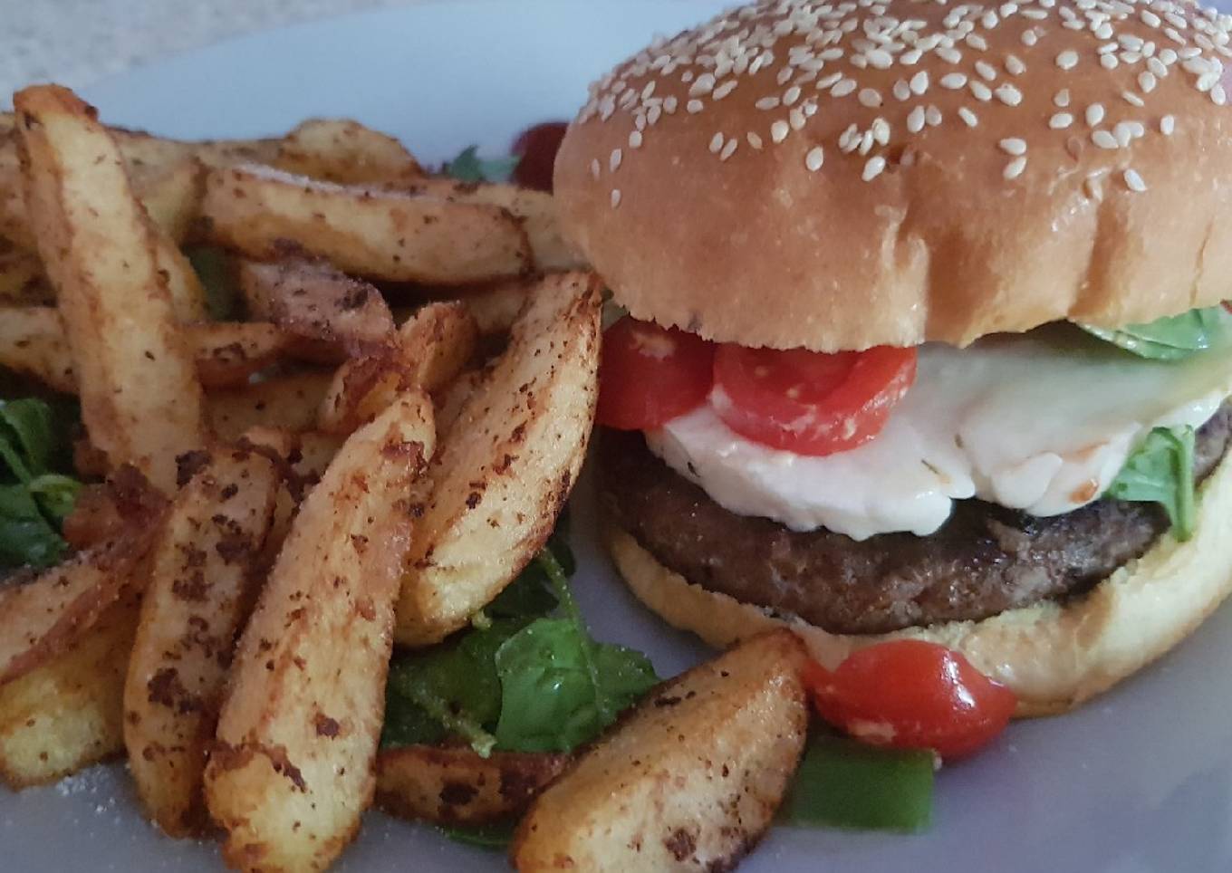 My Hallumi Steak Burger on a seeded Brioch Bun â¤