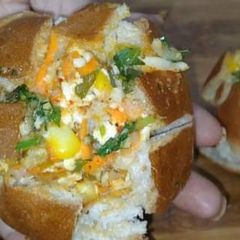 A picture of Cheese stuff bunn.