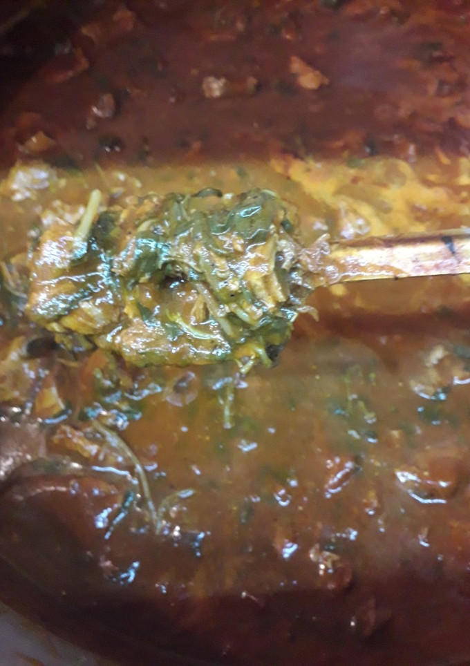 Una foto de Salsa de puerco con verdolagas