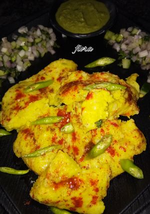 A picture of Surti locho recipe (Gujarati Street food recipe).
