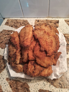 Una foto de Milanesas de pescado🐟🐟
