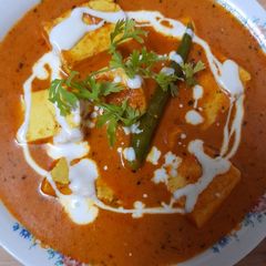 A picture of Paneer makhani.