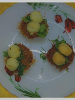 A picture of Potato Vermicelli Bird Nest.