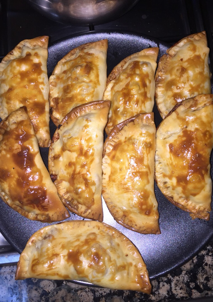 Una foto de Empanadillas criollas con queso