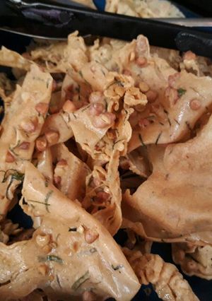 Foto resep Peyek kacang renyah banget variasi ala chef Dee Nadha