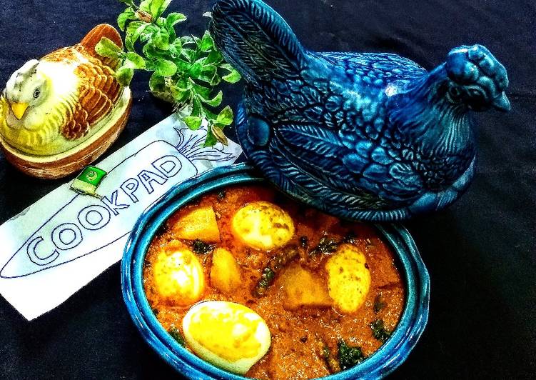 Quick and Easy Egg Potato Curry