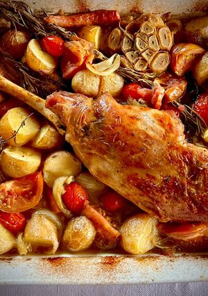 Una foto de Pierna de cordero lechal al horno