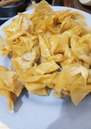 A picture of Siomay/dimsum.