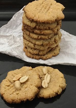 Una foto de GALLETITAS DE MANTEQUILLA DE MANÍ 🥜🍪