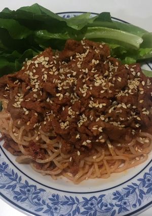 รูปของ เส้นบุกผัดหมูเกาหลี (คีโต)