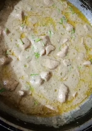 A picture of Chicken White Karahi.
