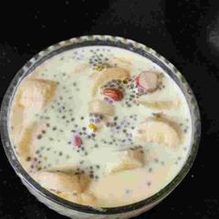 A picture of Chia seeds banana pudding.