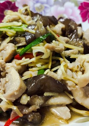 A picture of Easy Ginger Chicken Stir-Fry.