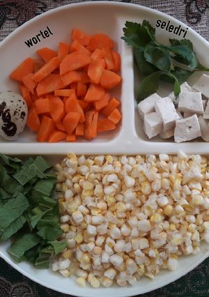 Foto resep Mpasi 4⭐ 7M+ 🍜 Soup jagung telur puyuh 🌽🥕🌱🌿🥚
