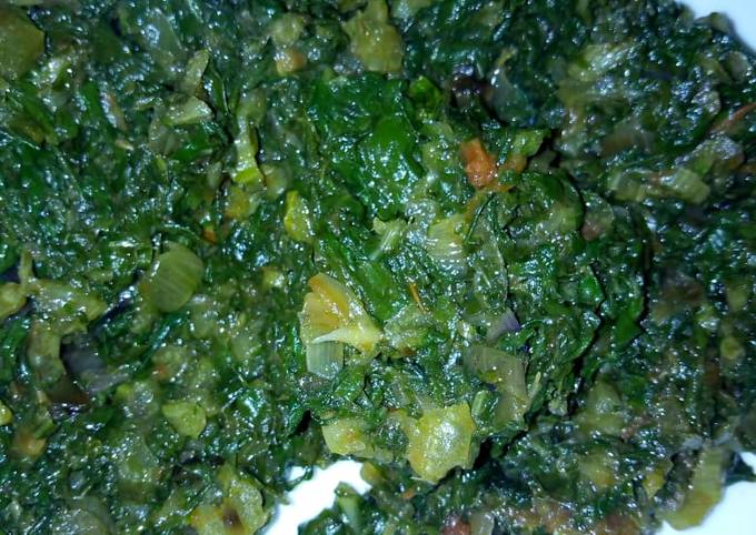 Fried spinach Recipe by Halima Dee - Cookpad