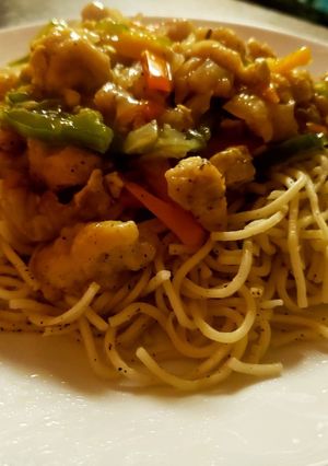 A picture of Gravy noodles.