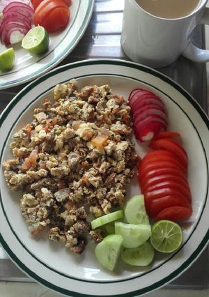 Una foto de Huevo con chicharrones