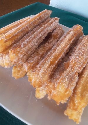 Una foto de CHURROS 💕