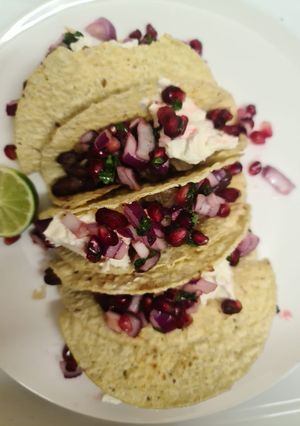 A picture of Vegetarian tacos.