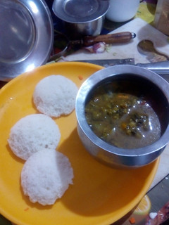 காலை உணவு இட்லி, மிிளகுசாம்பார் செய்முறை முக்கிய புகைப்படம்