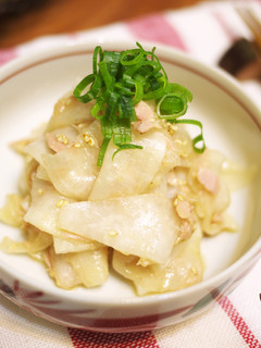 日式大頭菜涼拌鮪魚 的食譜成品照片