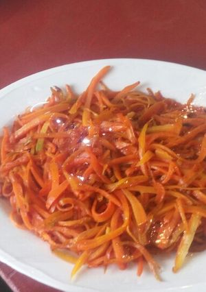 A picture of Buttered carrots.