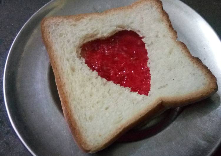 Recipe of Perfect Sweetheart jam bread sandwich