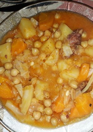 Una foto de Garbanzos con chorizo