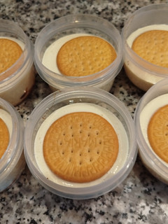 Una foto de Tarta de queso individual o entera sabor limón sin horno ni hervir