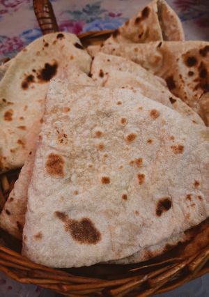 A picture of Roti.