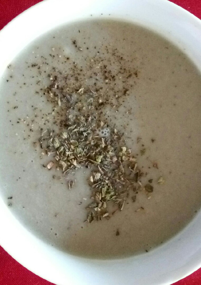 Una foto de Crema de berenjena y patata