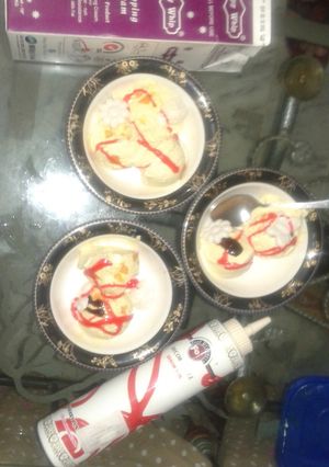 A picture of Mango ice cream.