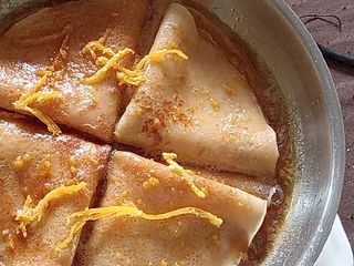 Simple Crepes Suzette