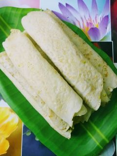 কড়াইশুঁটির পাটিসাপটা (koraisutir patisapta recipe in bengali) রেসিপির প্রধান ছবি