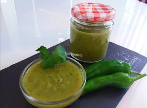 Foto principal de Salsa verde para enchilada (tomatillos)