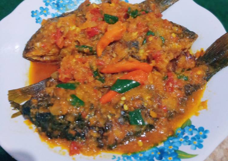 Resep Pesmol Ikan Mas | Langkah Mudah untuk Membuat Pesmol Ikan Mas Anti Gagal