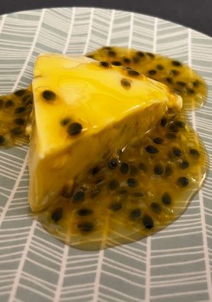 Passiógyümölcs puding Madeiráról (Pudim de Maracujá) recept fotója