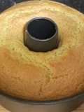 Ciambellone soffice al limone con olio di cocco